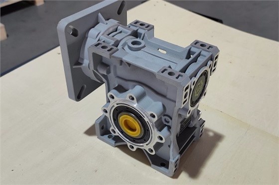 MRV063蝸輪蝸桿減速機 .jpg MRV063蝸輪蝸桿減速機 .jpg