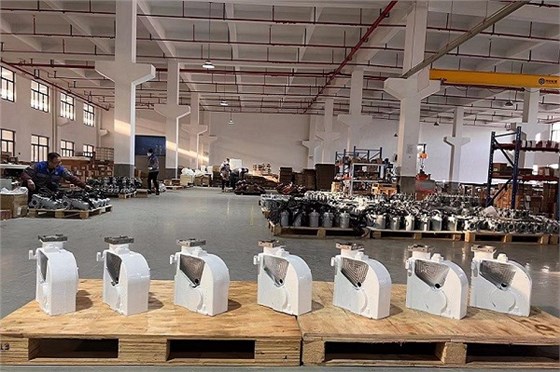 熱烈慶祝艾思捷耐高溫160°減速機批量下線 (2).jpg