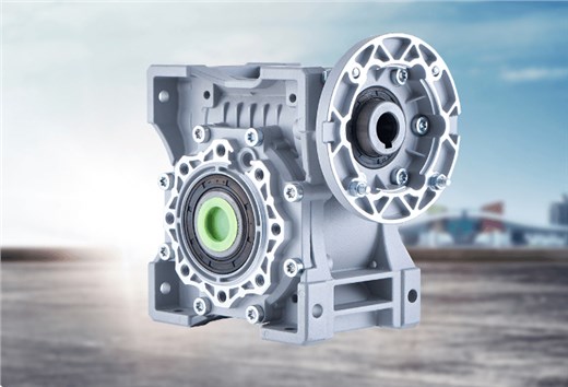 蝸輪減速機(jī)在輸送設(shè)備的使用中需要注意什么？